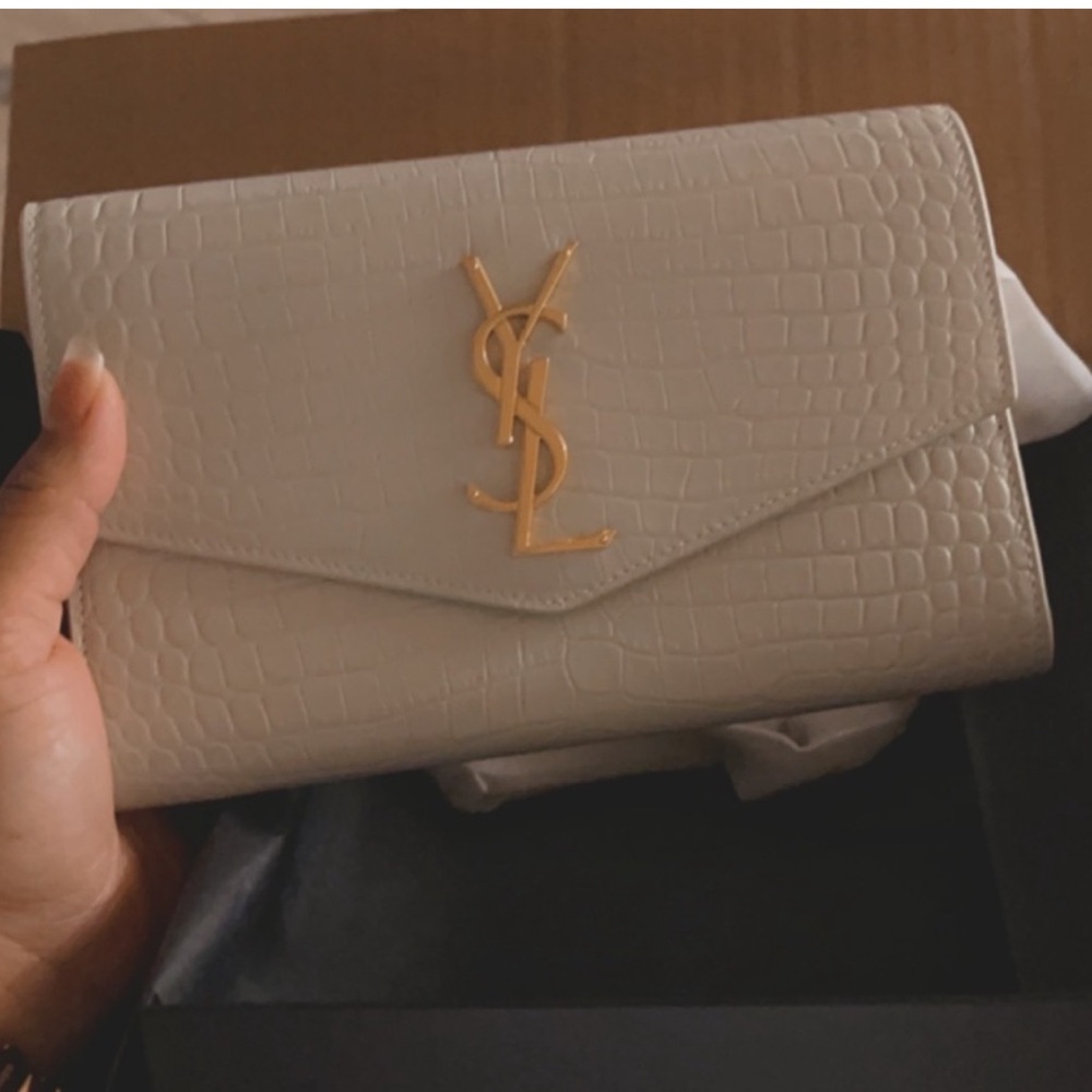 YSL UPTOWN CHAIN WALLET IN CROCODILE-EMBOSSED SHINY LEATHER